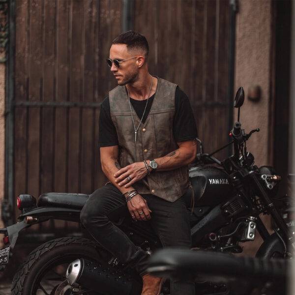 Toas Men's Brown 10 Pocket Leather Biker Vest